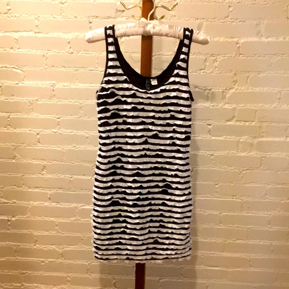 H&M Fitted Dress